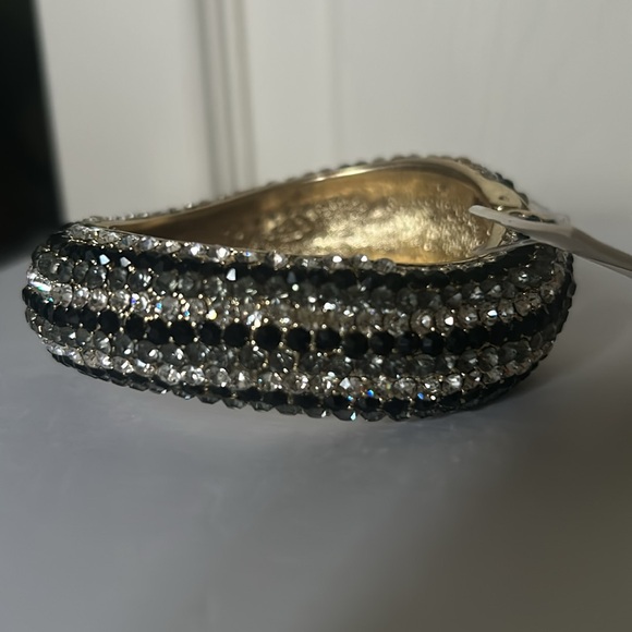 Amrita Singh Austrian Crystal Hinge Cuff Bracelet - Picture 4 of 5